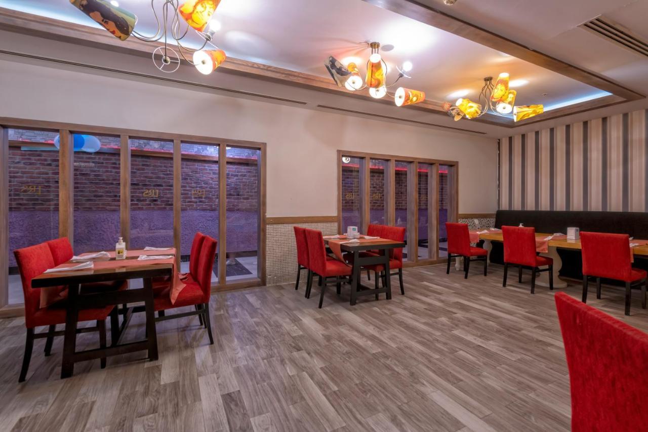 Lake River Side Hotel Spa 外观 照片