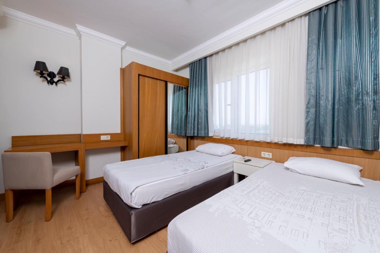 Lake River Side Hotel Spa 外观 照片